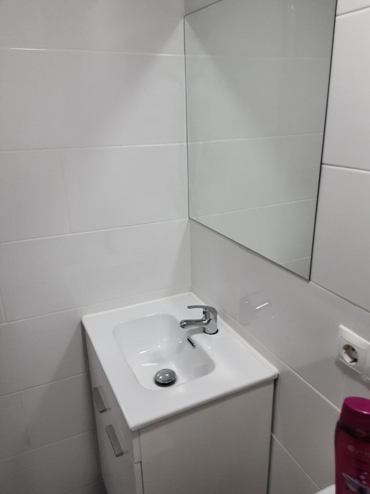 מאלגה Precioso Apartamento Moderno Cerca Del Carrefour Rosaleda מראה חיצוני תמונה