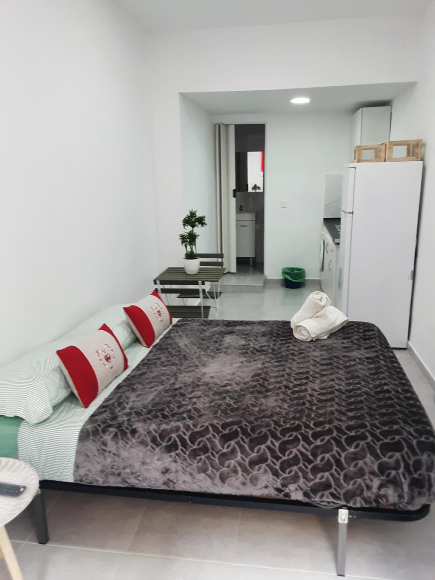 מאלגה Precioso Apartamento Moderno Cerca Del Carrefour Rosaleda מראה חיצוני תמונה